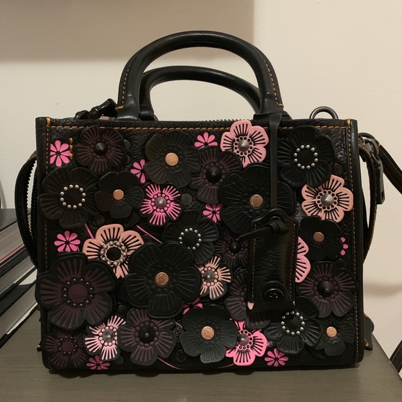 coach rogue tea rose